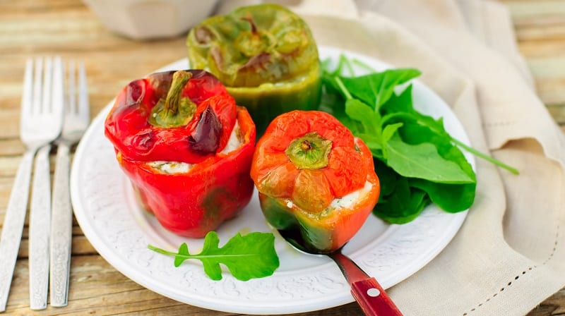 Where and how to store bell peppers for the winter: fresh, frozen, dried, dried and canned