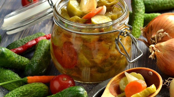How to prepare cucumbers and ginger for the winter: a selection of quick and tasty recipes