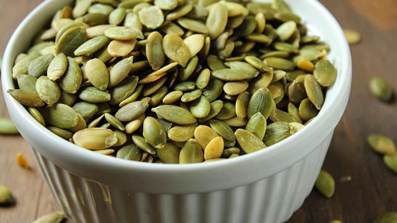 The benefits and harms of pumpkin seeds for women: therapeutic effect and rules for using pumpkin seeds