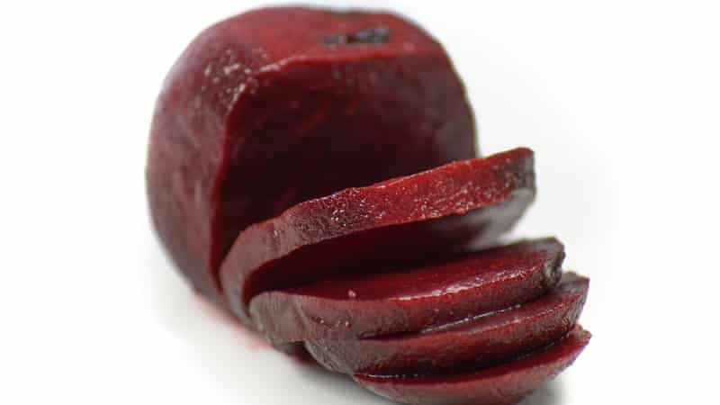 The benefits and harms of boiled beets: what is good about a boiled vegetable and how to use it correctly