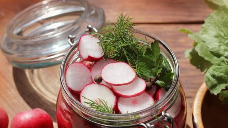 Preparing radishes for the winter: simple and tasty recipes for healthy snacks