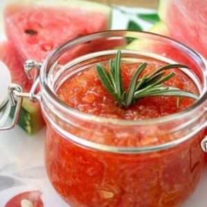 Late watermelon Chill: why farmers love it and how to grow it correctly