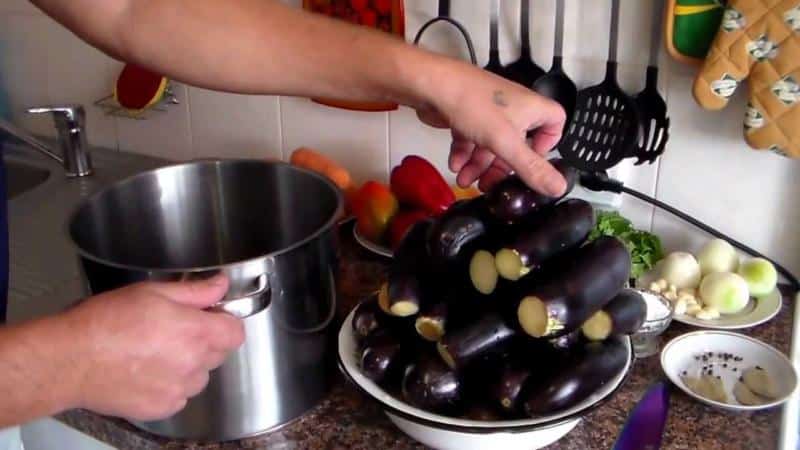 How to cook pickled eggplants: the best winter recipes