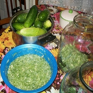 How to cook cucumbers in their own juice for the winter without sterilization: recipes and advice from experienced housewives