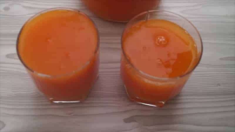 How to make pumpkin juice through a juicer for the winter: the best recipes and tips for rolling up preparations