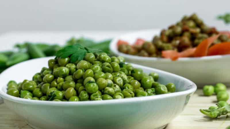The simplest preparations: how to freeze green peas at home for the winter and what to cook from them later