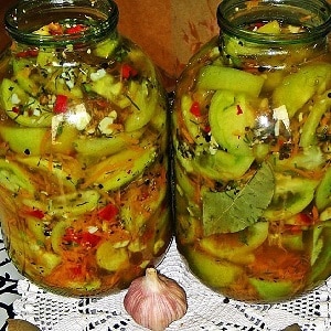 Simple and tasty recipes for pickled green tomatoes: how to properly prepare them and pack them for the winter