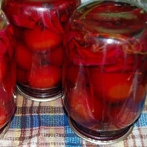 Simple and tasty recipes for pickled green tomatoes: how to properly prepare them and pack them for the winter