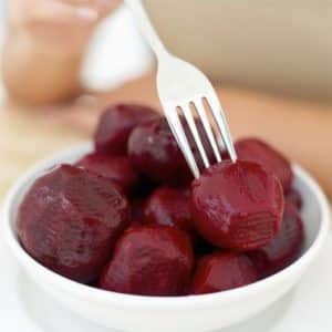 In what form and how to freeze beets for the winter in the freezer: general rules and useful tips