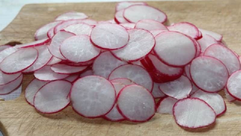 We prepare radishes for the winter by freezing and other methods.