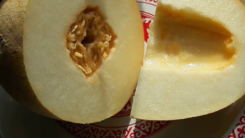 Why does melon smell like acetone and is it safe to eat?