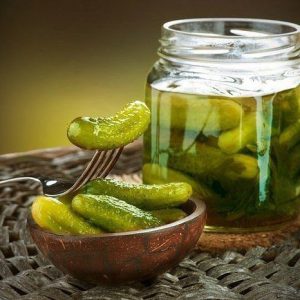 5 simple and delicious recipes for making pickled cucumbers in oil