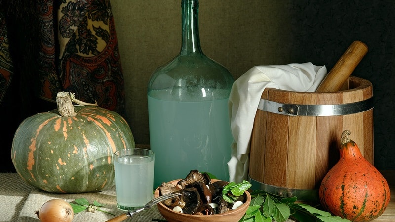 Simple recipes for barley moonshine