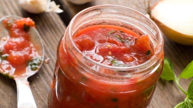 How to prepare delicious pickled eggplants without sterilization for the winter