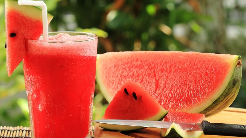 How is watermelon useful for weight loss, is it possible to eat it while fighting excess weight, options for the watermelon diet