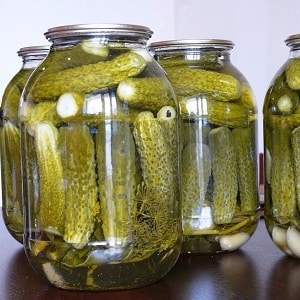 What to do if the cucumbers in the jar become cloudy: how to correct mistakes and prevent them in future preparations