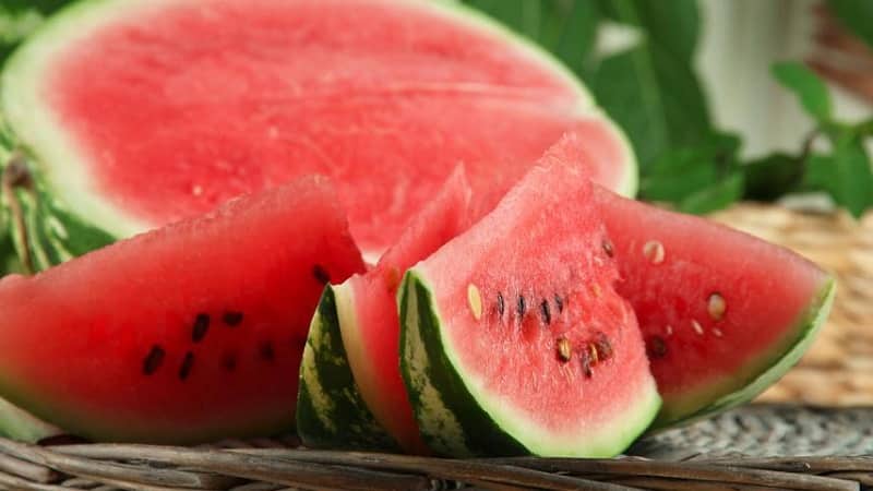What is the calorie content of watermelon, and how is it beneficial for the human body?