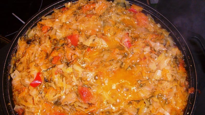 Preparing a dressing for carrot soup for the winter