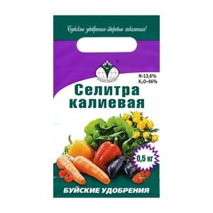 How is potassium nitrate useful for cucumbers during the fruiting period and how to use it correctly