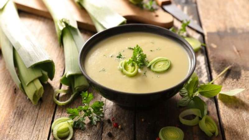 How to properly cook and eat leek soup for weight loss