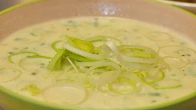How to properly cook and eat leek soup for weight loss