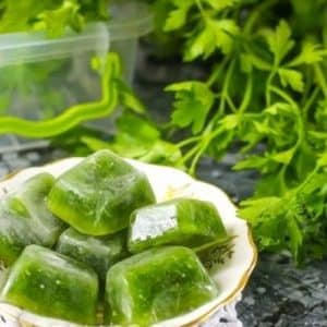 How to make parsley ice for the face: beauty and health of skin from simple ingredients