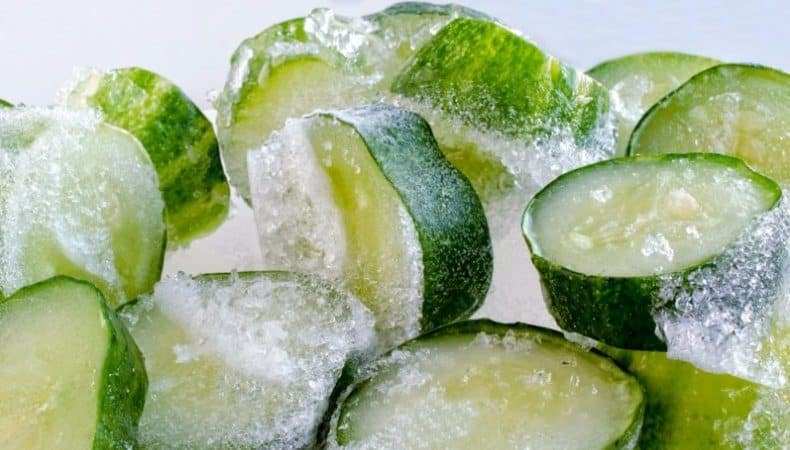 How to freeze fresh cucumbers in the freezer for the winter: step-by-step instructions from preparing vegetables to defrosting them