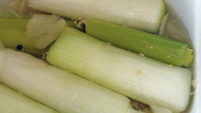 How to cook pickled leeks: the best recipes