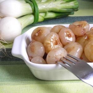Is it possible to eat onions with gastritis with high or low acidity?