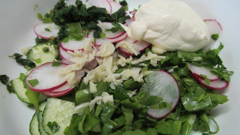 Is it possible to eat radish stem and leaves?