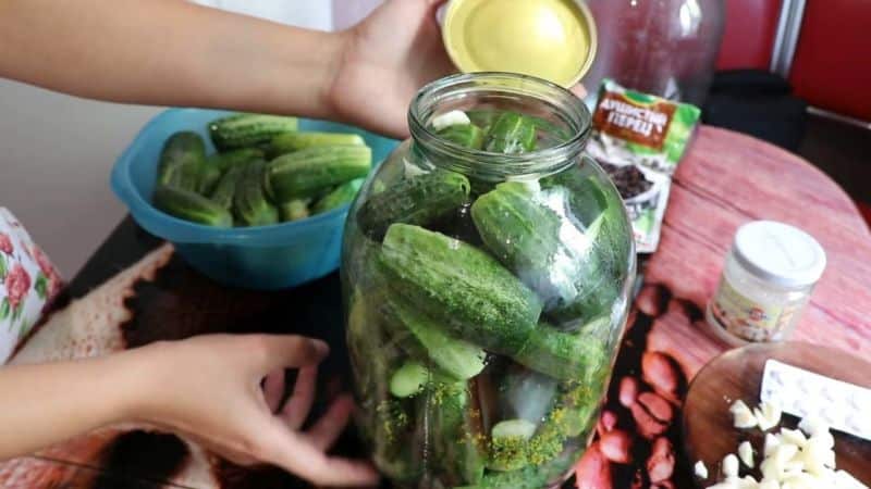 The most delicious recipes for sweet cucumbers for the winter per liter jar