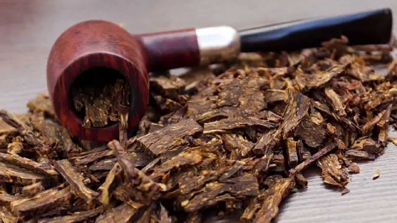 What are the benefits of tobacco and what harm does it cause to the body?