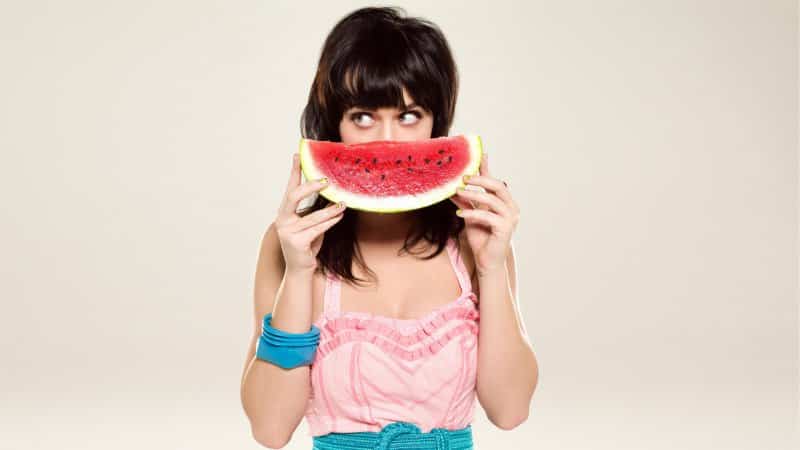 A woman’s faithful friend is watermelon: how is it good for the body?