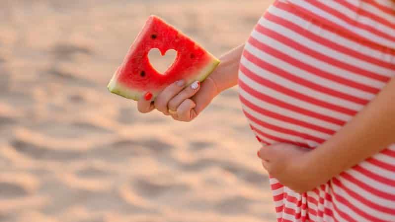 A woman’s faithful friend is watermelon: how is it good for the body?