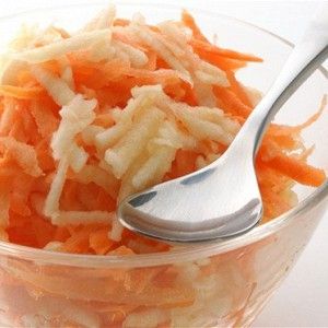 How many carrots should you eat to improve your eyesight and what vitamins are included?