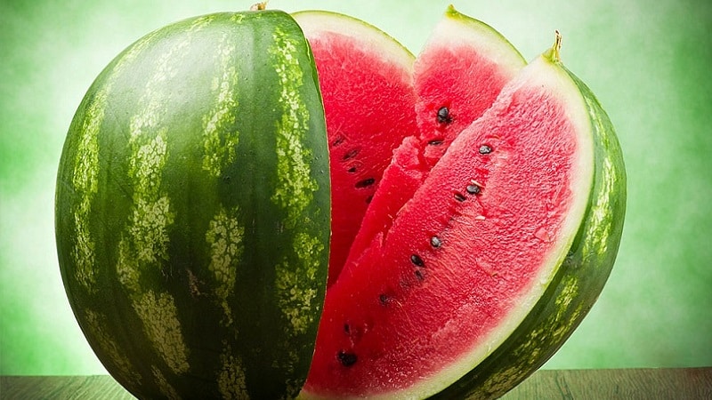 Is it possible to eat overripe watermelon and what to cook from it?