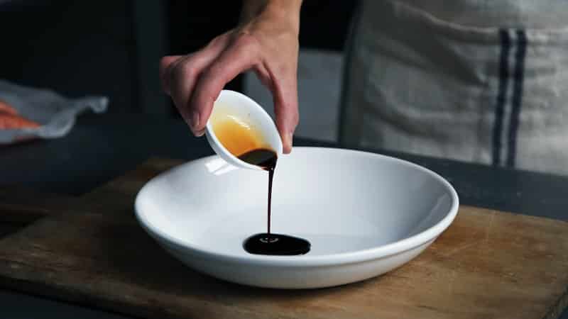 How to eat buckwheat for weight loss: recipes with soy sauce and other low-calorie sauces