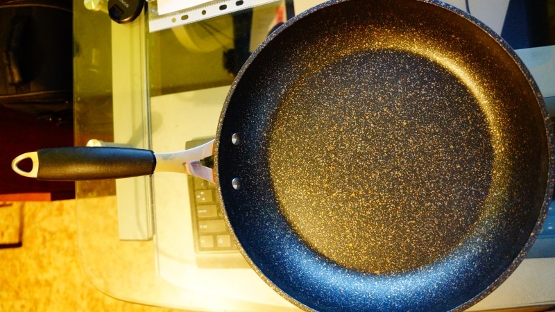 How to fry onions correctly: the best methods and delicious recipes