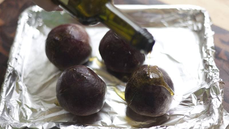 Which beets are healthier, raw or boiled: compare composition and medicinal properties