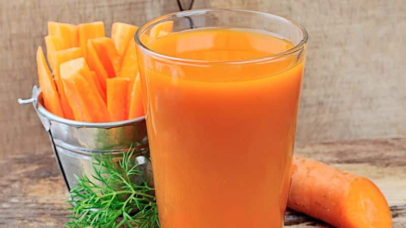 The benefits and harms of carrot juice: prepare and drink correctly with maximum therapeutic effect