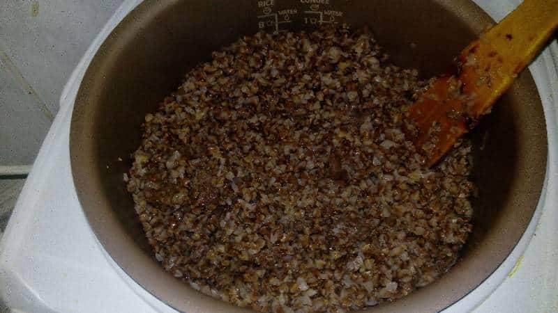Beneficial properties and calorie content of buckwheat steamed with boiling water