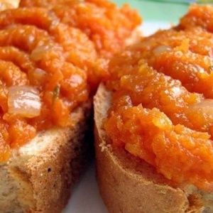 Delicious carrot salads for the winter: recipes with photos