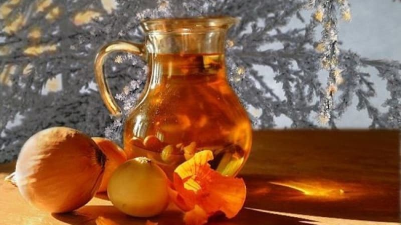 What is the benefit of onion peel decoction and how can it be used?