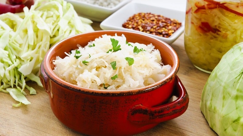 The best time-tested country-style sauerkraut recipes