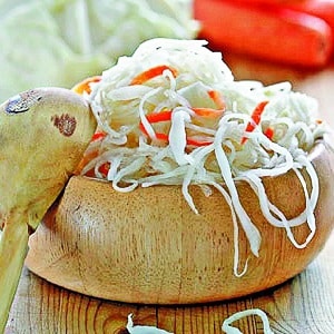 Quick and delicious recipes for making sauerkraut in 3 days