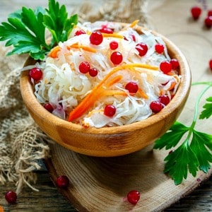 Quick and delicious recipes for making sauerkraut in 3 days