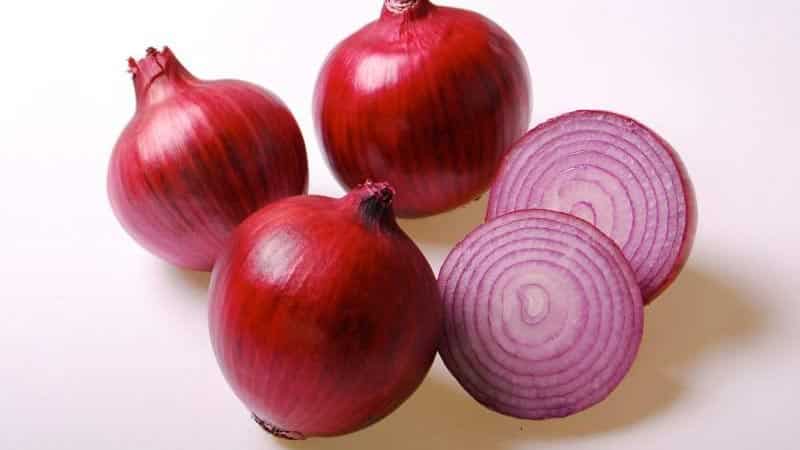 What happens if you fry red onions instead of white and is it possible to do so?