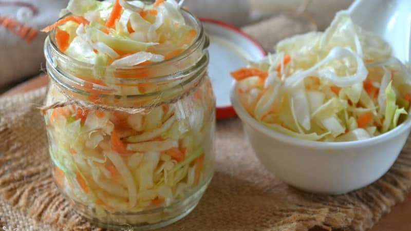 What is healthier: sauerkraut or salted cabbage, and how they differ