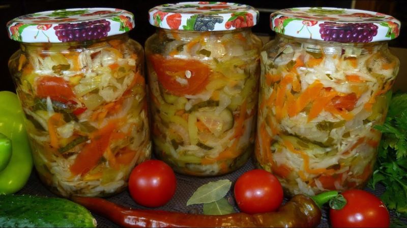 How to deliciously prepare sauerkraut with bell peppers for the winter