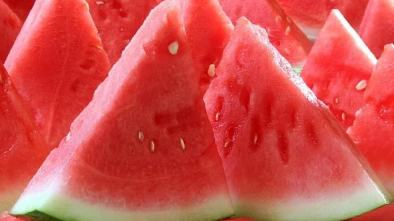 Is it possible to eat pink watermelon and why is it like that?